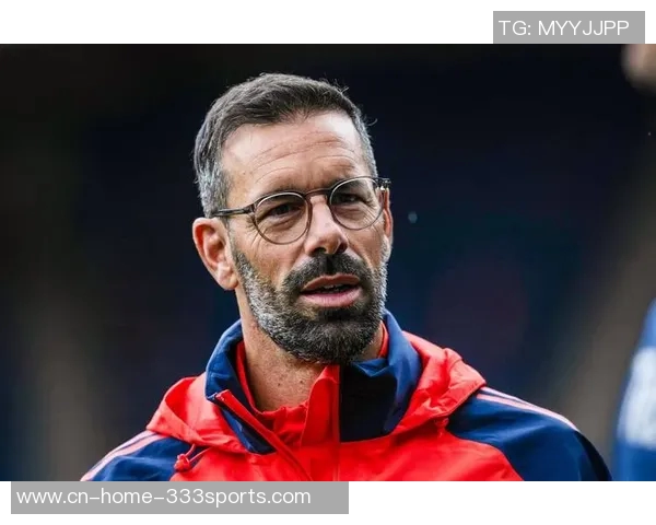 沃诺克幽默回应曼联困境愿意无偿执教助球队渡过难关 沃诺克幽默回应曼联困境愿意无偿执教助球队渡过难关