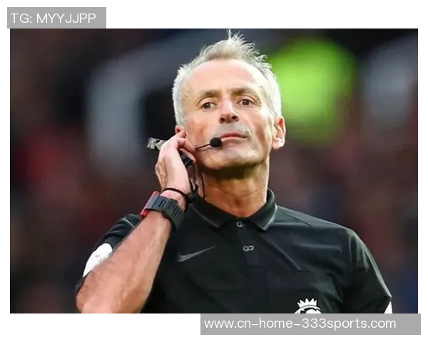 泰勒回忆欧联决赛遭围堵经历称并无重大误判影响比赛结果 泰勒回忆欧联决赛遭围堵经历称并无重大误判影响比赛结果