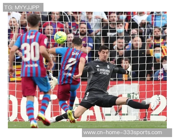 维尼修斯双响助力球队胜利分享伯纳乌的精彩时刻与球迷共庆 维尼修斯双响助力球队胜利分享伯纳乌的精彩时刻与球迷共庆