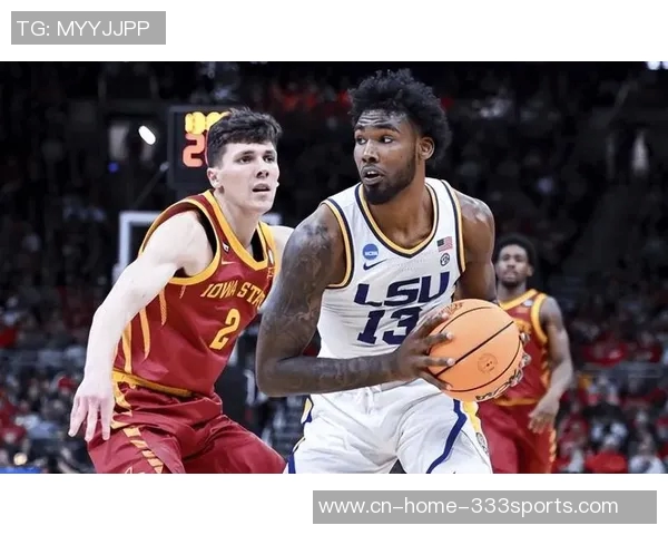 伊森分享狄龙建议称赞乌度卡严格执教风格带来的积极影响 伊森分享狄龙建议称赞乌度卡严格执教风格带来的积极影响