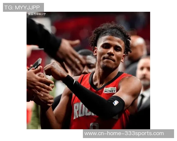 芬奇强调季前赛重在基础训练期待攻防状态全面回归 芬奇强调季前赛重在基础训练期待攻防状态全面回归