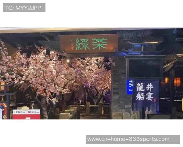 惠特摩尔在中餐馆得知被交易消息未曾想过回家乡 惠特摩尔在中餐馆得知被交易消息未曾想过回家乡