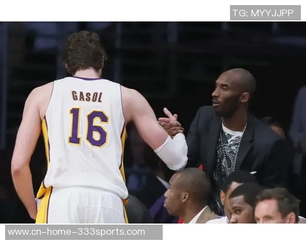 阿里纳斯分析马刺战术策略需围绕文班展开如同魔术时期的魔兽打法 阿里纳斯分析马刺战术策略需围绕文班展开如同魔术时期的魔兽打法